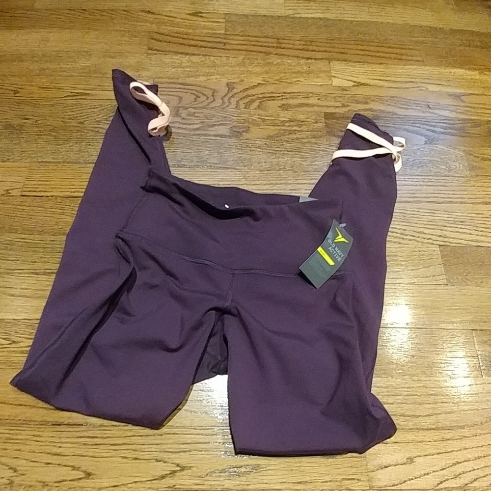 NWT Old Navy Fitted Leggings